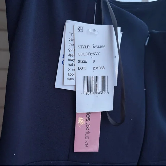 🆕 AQUA Formal Navy Blue Sleeveless Maxi Dress Slit Elegant Evening Gown Size 8 - Picture 14 of 15